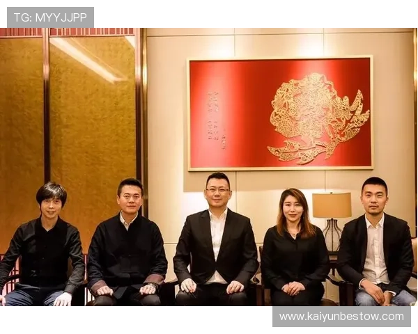 开云集团与其他奢侈品牌的竞争与合作关系 开云集团与其他奢侈品牌的竞争与合作关系